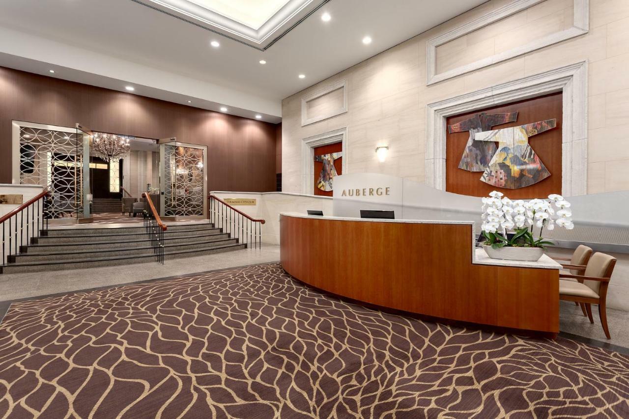 Auberge Vancouver Hotel Экстерьер фото